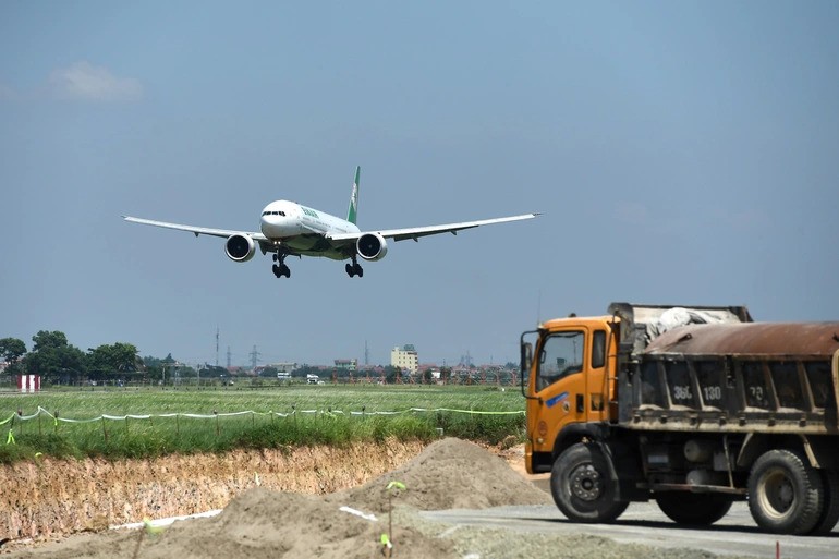 Hà Nội sẽ nghiên cứu, xây dựng thêm 1 sân bay quốc tế đáp ứng yêu cầu phát triển vùng Thủ đô và khu vực phía Bắc.