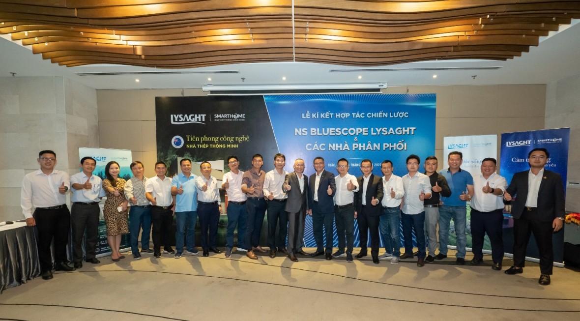 NS BlueScope Lysaght Việt Nam ký kết hợp tác chiến lược với các nhà phân phối triển khai giải pháp nhà thép thông minh trong xây dựng dân dụng.
