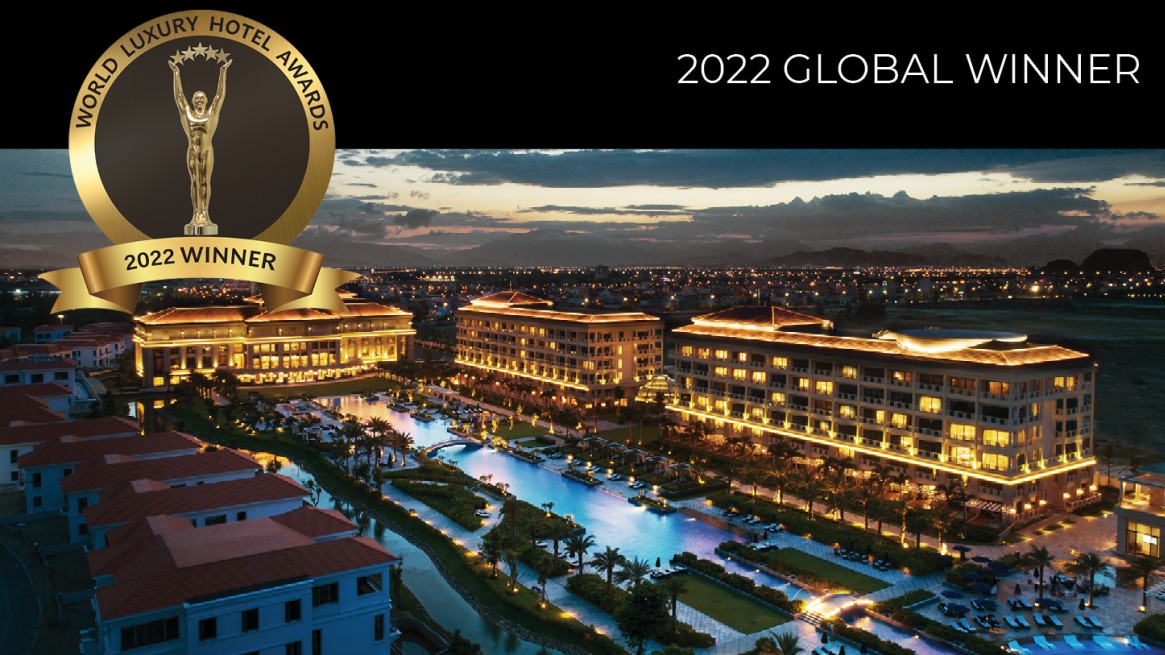 Sheraton Grand Đà Nẵng vinh dự nhận hai giải thưởng từ 2022 World Luxury Awards