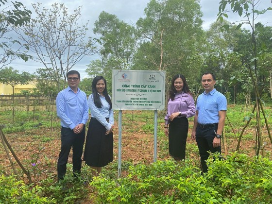 Toyota Việt Nam hưởng ứng chương trình “1 tỷ cây xanh - Vì Việt Nam xanh” tại Quảng Trị và Phú Yên