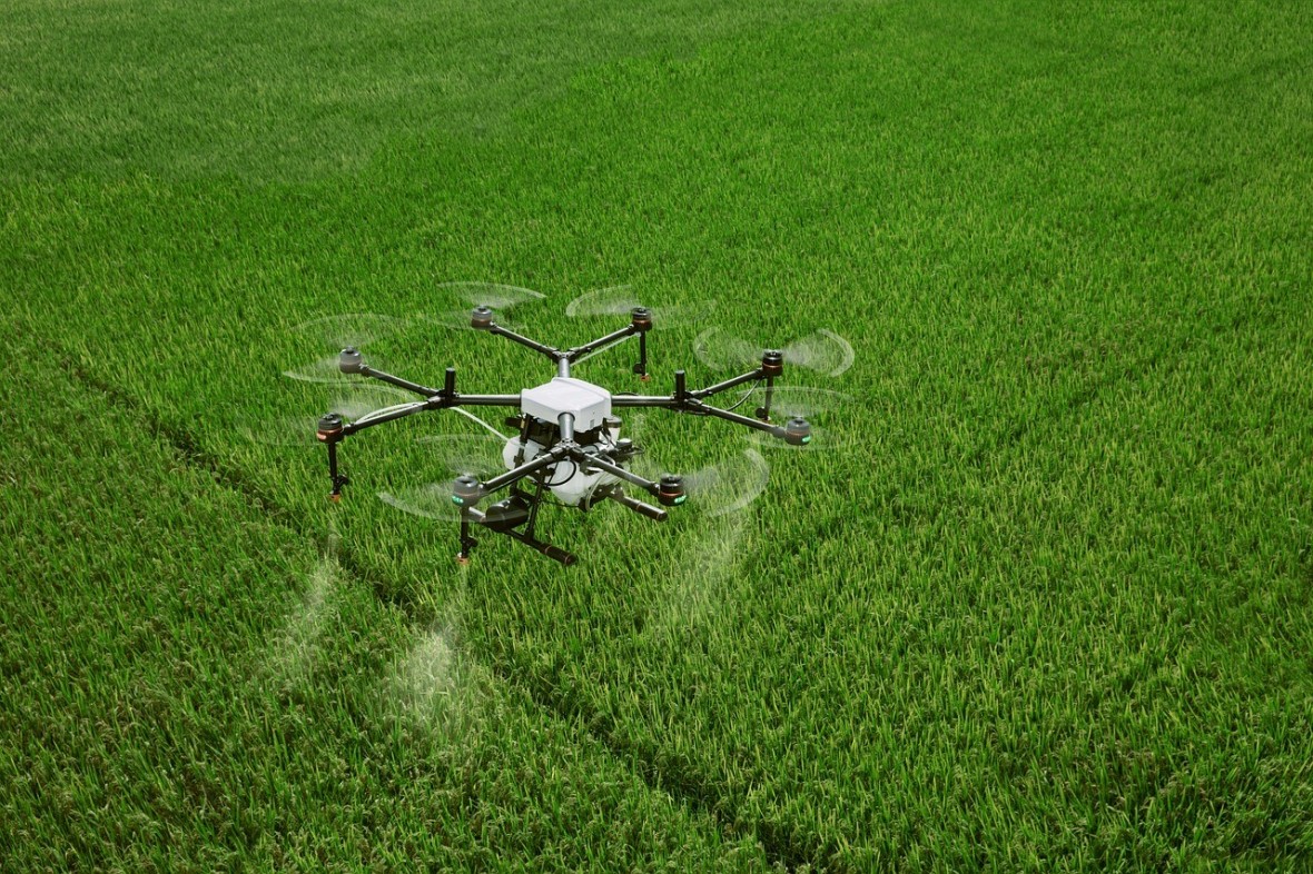 Thiết bị máy bay không người lái được sử dụng trong canh tác nông nghiệp.