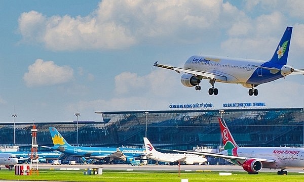 Cục Hàng không: Giá vé máy bay không được vượt giá trần