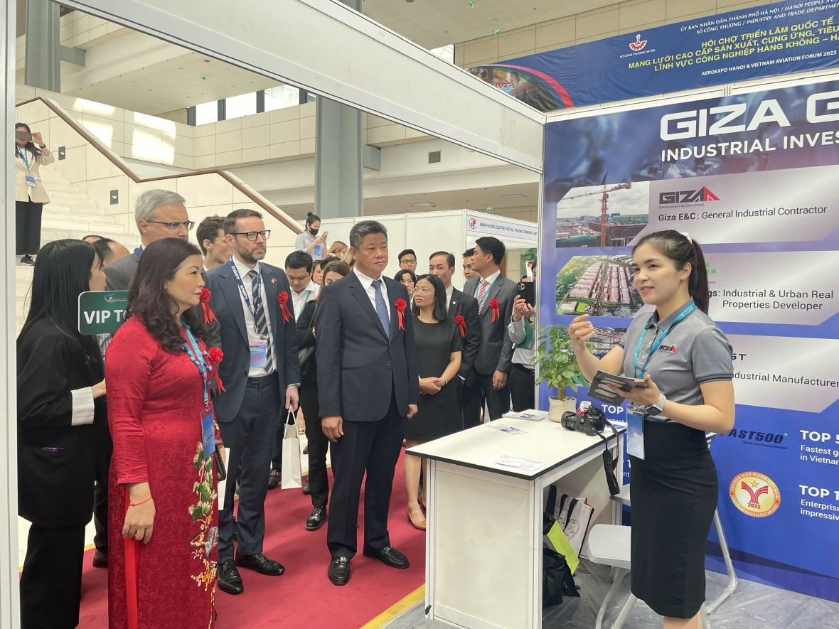 10 quốc gia tham dự Hội chợ triển lãm Quốc tế lĩnh vực công nghiệp hàng không tại Hà Nội