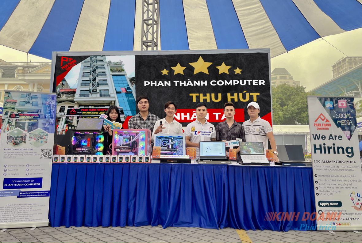 Phan Thành Computer đồng hành cùng Ngày hội việc làm Đại học Công nghệ - Đại học Quốc gia Hà Nội