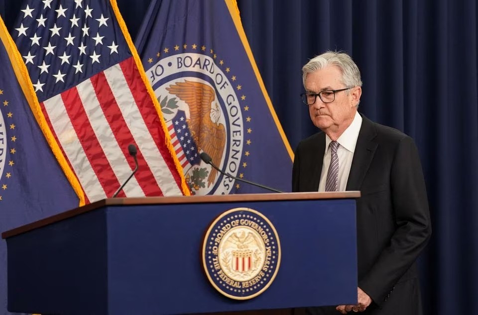 Fed tăng lãi suất lần thứ 10 liên tiếp