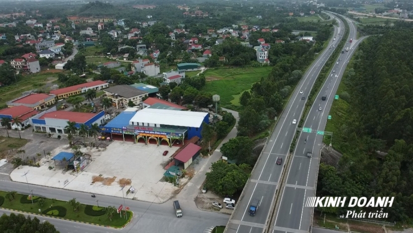 Đảm bảo An toàn giao thông Phát triển kinh tế địa phương: Góc nhìn từ hiểm họa "bắt xe" trên đường Cao tốc Nội Bài - Lào Cai đoạn qua tỉnh Vĩnh Phúc