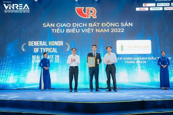 Tùng Bách Land đạt Giải "Sàn giao dịch bất động sản tiểu biểu Việt Nam 2022"