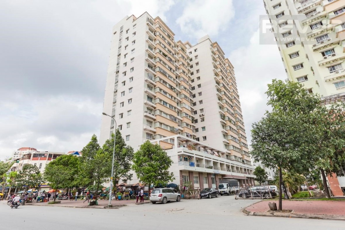 Vì sao giá chung cư tại Hà Nội vẫn neo ở mức cao?