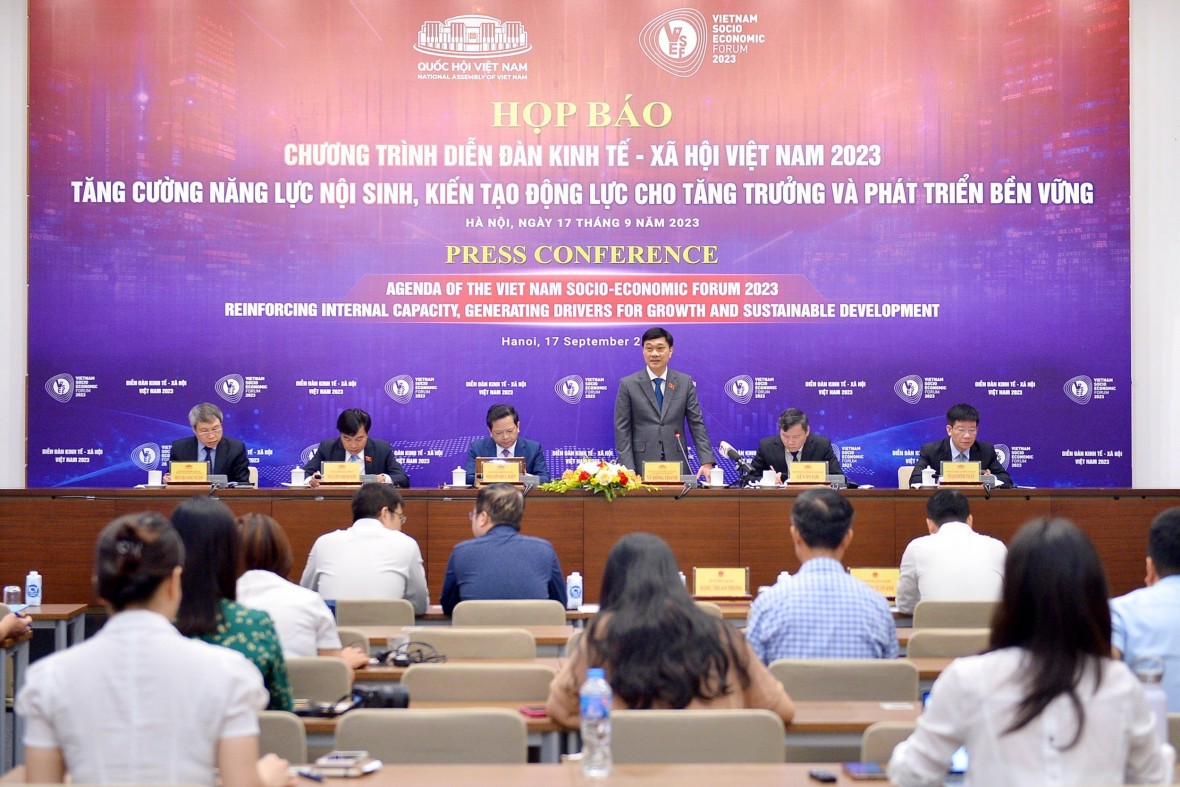 Diễn đàn Kinh tế - Xã hội Việt Nam 2023: Tăng cường năng lực nội sinh, kiến tạo động lực