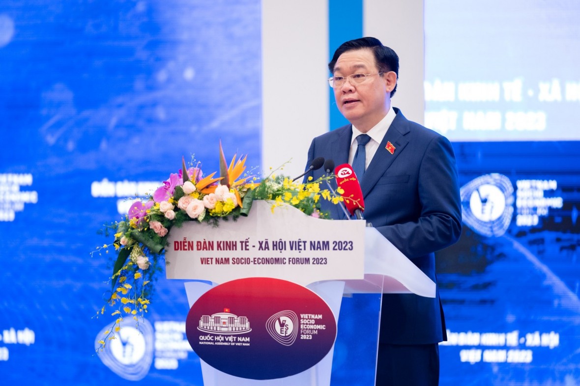Chủ tịch Quốc hội Vương Đình Huệ nêu 3 vấn đề lớn tại Diễn đàn Kinh tế - Xã hội năm 2023