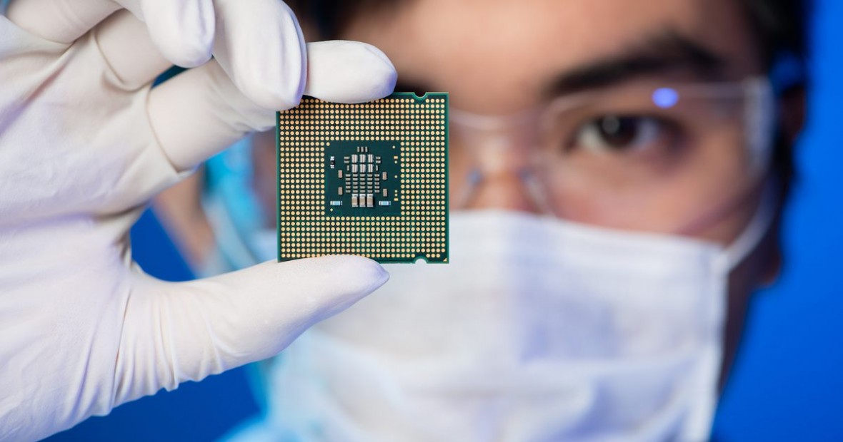 Muốn phát triển ngành sản xuất chip bán dẫn cần đào tạo thêm nhân lực