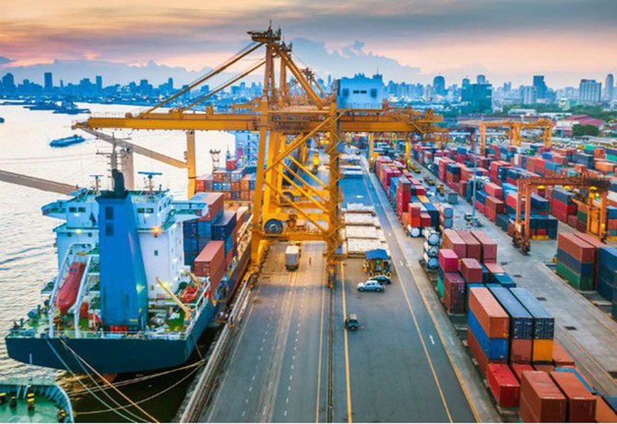Xuất khẩu tháng 10 ước thu về trên 32 tỷ USD