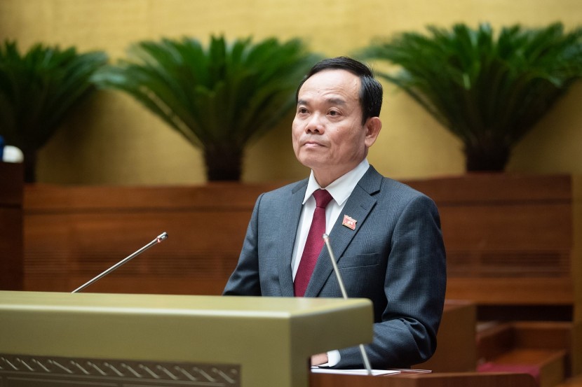 Phó Thủ tướng Trần Lưu Quang trình bày Báo cáo trước Quốc hội - Ảnh: Quốc hội.