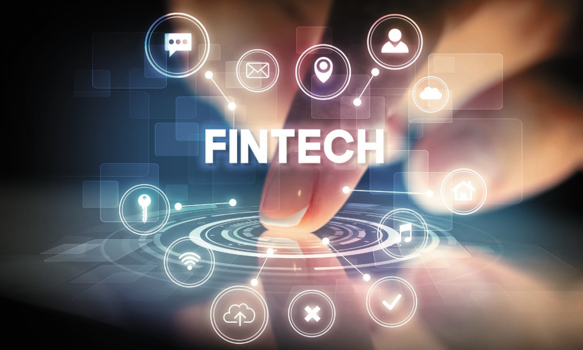 Sự “trỗi dậy” của Fintech và cú “bắt tay” kinh điển với ngành ngân hàng