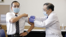Nhật Bản bắt đầu triển khai tiêm chủng vắc-xin ngừa Covid-19