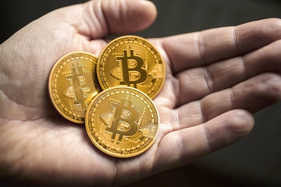 “Cơn sốt” đồng tiền ảo Bitcoin