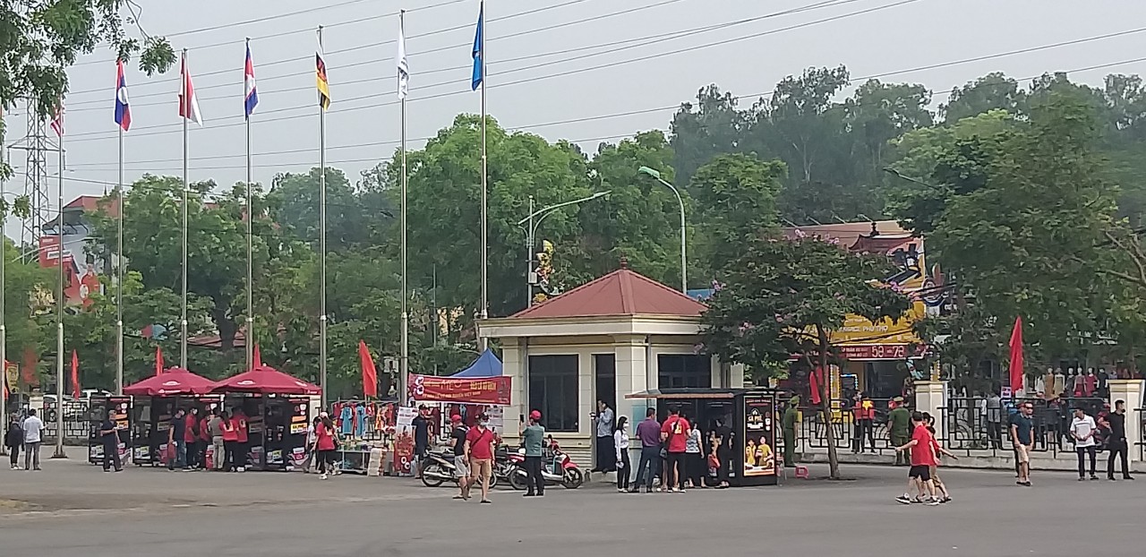 Sân Vận động Việt Trì nóng lên từng giờ trước thềm trận đấu Việt Nam – Indonesia