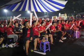 TP Hồ Chí Minh: Sôi động cùng CĐV trong đêm cổ vũ chung kết Champions League