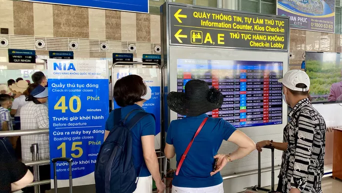 Từ 30-7, sân bay Nội Bài ngưng phát thanh thông tin chuyến bay