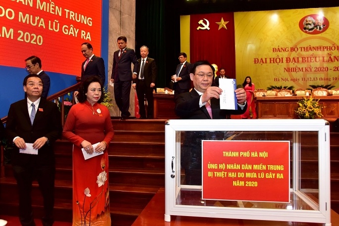 Hà Nội ủng hộ 7 tỷ đồng hỗ trợ nhân dân miền Trung bị ảnh hưởng bởi mưa lũ