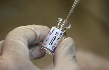 Interpol cảnh báo toàn cầu về vắc xin Covid-19 giả