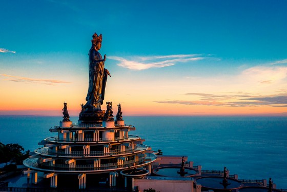 Khám phá thế giới Phật giáo kỳ diệu trên đỉnh núi Bà Đen Tây Ninh